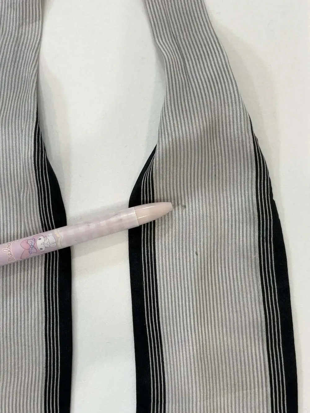 Vintage Sacha Silk Skinny Scarf Or Hair Accessory Made In Japan Gray &Black
